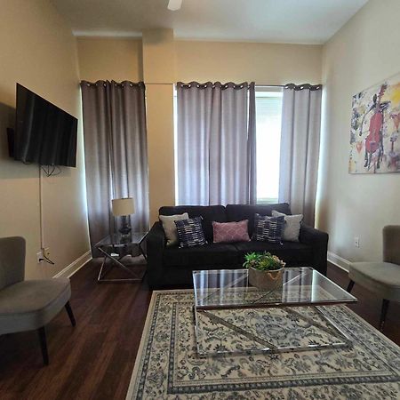 Amazing Condos Beautiful View 2 Blocks To French Quarter, Small Rooftop Pool, Gym, Seanger Theater, Super Dome, And Bourbon St New Orleans Zimmer foto