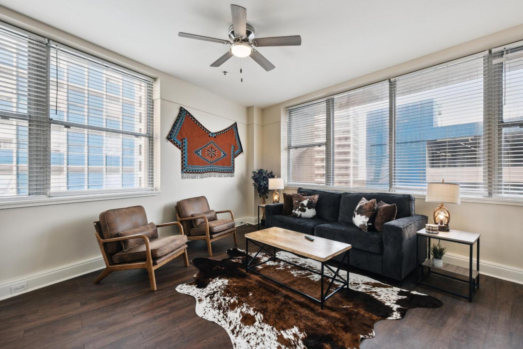 Amazing Condos Beautiful View 2 Blocks To French Quarter, Small Rooftop Pool, Gym, Seanger Theater, Super Dome, And Bourbon St New Orleans Zimmer foto