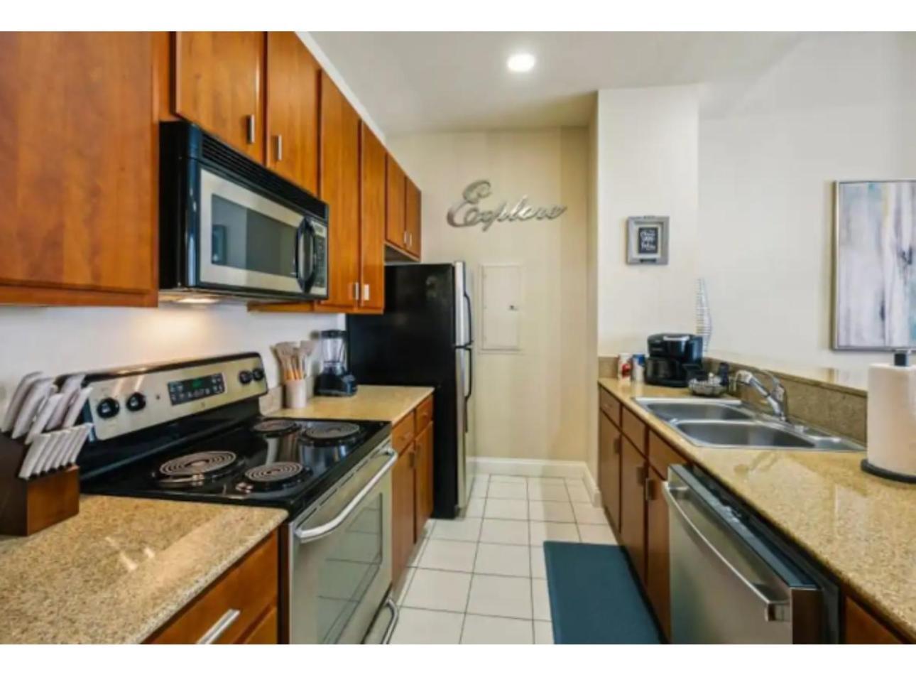 Amazing Condos Beautiful View 2 Blocks To French Quarter, Small Rooftop Pool, Gym, Seanger Theater, Super Dome, And Bourbon St New Orleans Zimmer foto
