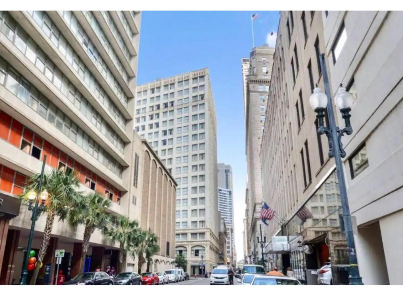 Amazing Condos Beautiful View 2 Blocks To French Quarter, Small Rooftop Pool, Gym, Seanger Theater, Super Dome, And Bourbon St New Orleans Exterior foto